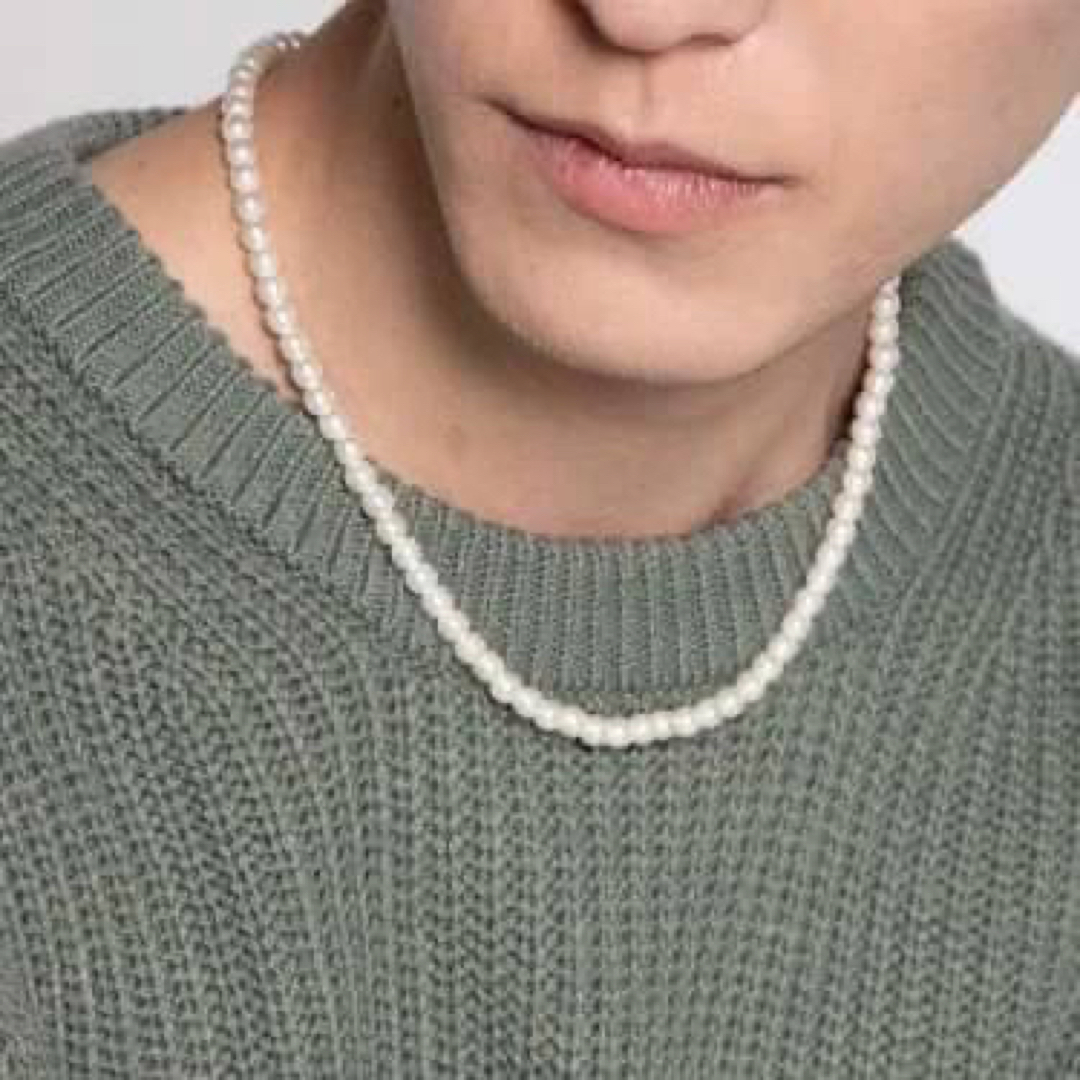 メンズパールネックレス 男女兼用 パール トレンド セレブ 有名人 ユニセックス メンズのアクセサリー(ネックレス)の商品写真