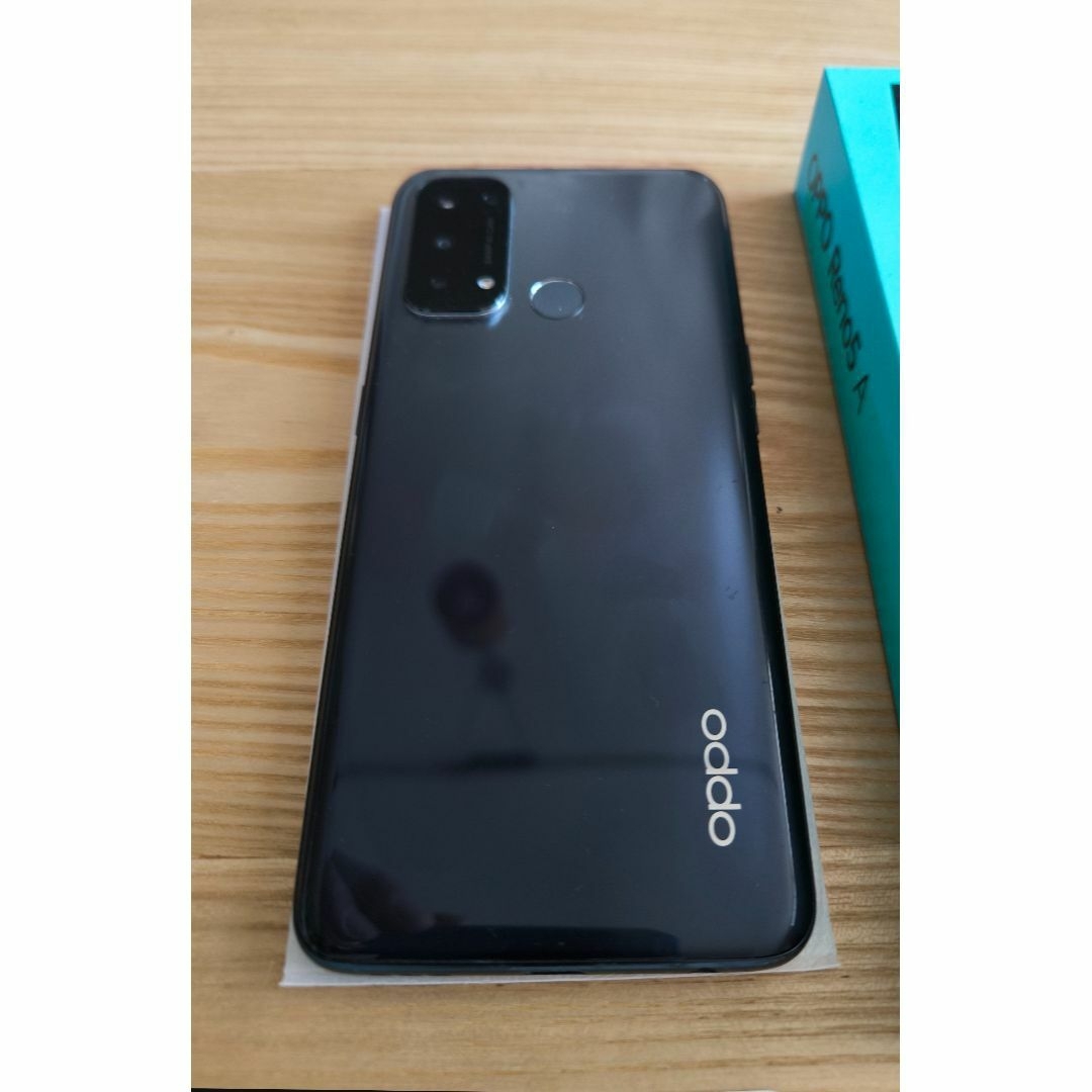 OPPO(オッポ)のOPPO Reno5A  SIMフリー　ブラック　本体　中古 スマホ/家電/カメラのスマートフォン/携帯電話(スマートフォン本体)の商品写真