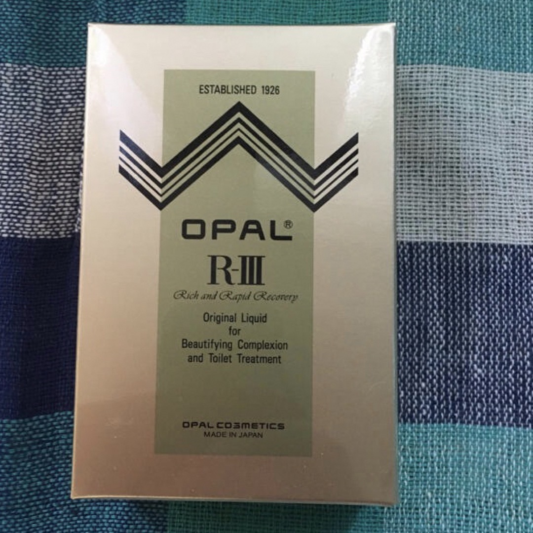 薬用 オパール R-Ⅲ 美容原液 70ml コスメ/美容のスキンケア/基礎化粧品(美容液)の商品写真