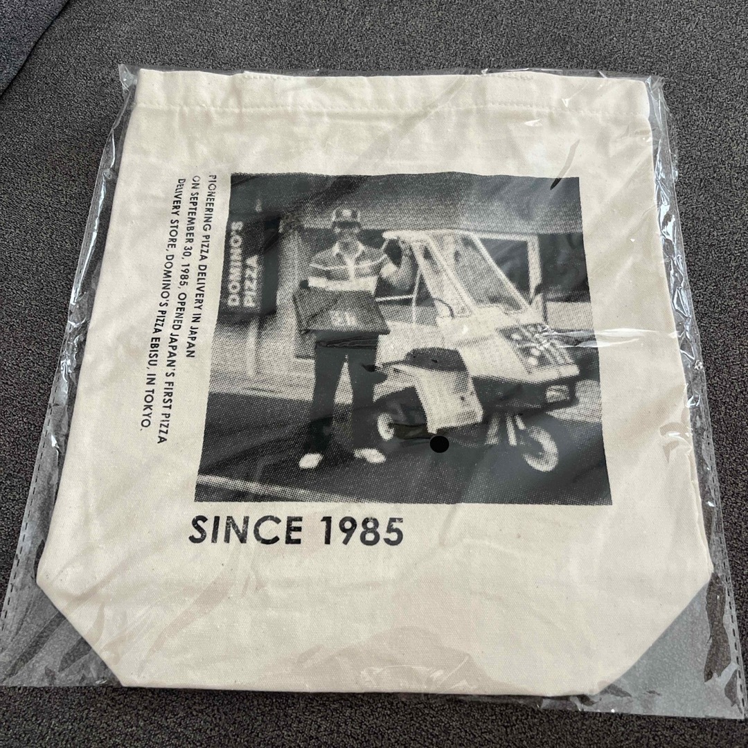 ■新品■ドミノピザ　オリジナルトートバッグ エンタメ/ホビーのコレクション(ノベルティグッズ)の商品写真