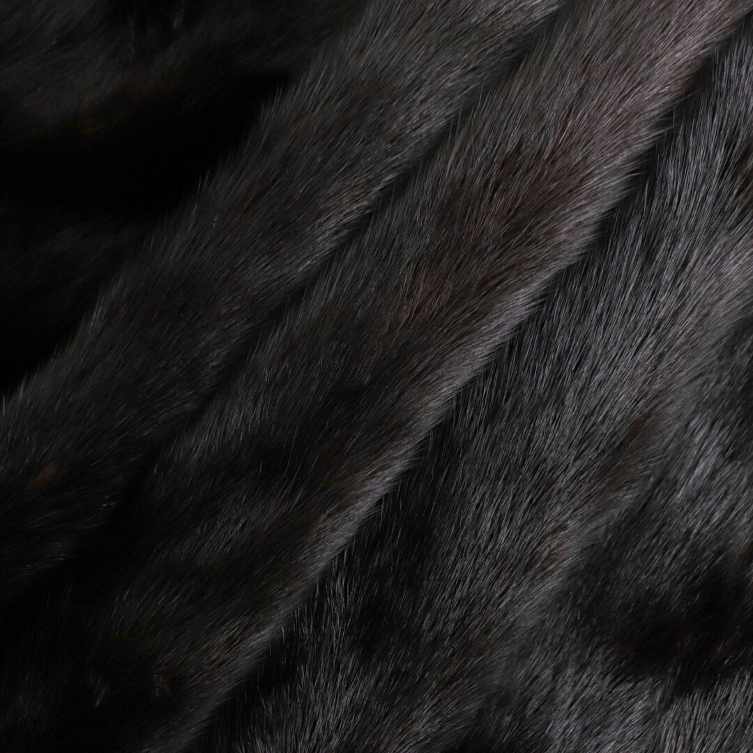 極美品★MINK　ミンク　逆毛　本毛皮コート　ダークブラウン（ブラックに近い）　15　毛質艶やか・柔らか◎ レディースのジャケット/アウター(毛皮/ファーコート)の商品写真