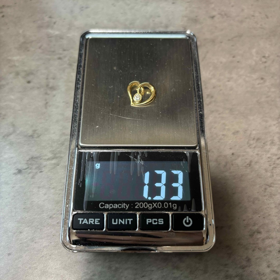 K18 一粒ダイヤ付き ハートペンダントトップ レディースのアクセサリー(ネックレス)の商品写真