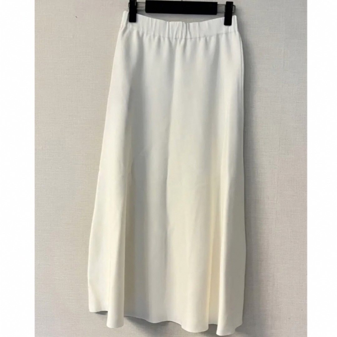 AP STUDIO(エーピーストゥディオ)の新品　UNFIL アンフィル　Aラインニットスカート レディースのスカート(ロングスカート)の商品写真