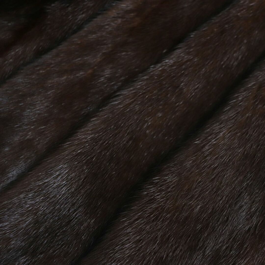 sagafurs(サガファーズ)の極美品▼SAGA MINK　サガミンク　本毛皮コート　ダークブラウン　13号　毛質艶やか・柔らか◎ レディースのジャケット/アウター(毛皮/ファーコート)の商品写真