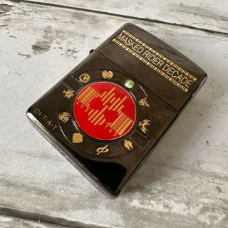 ジッポー(ZIPPO)の希少 zippo 仮面ライダー ディケイド&電王 スワロフスキー 2009年製(タバコグッズ)