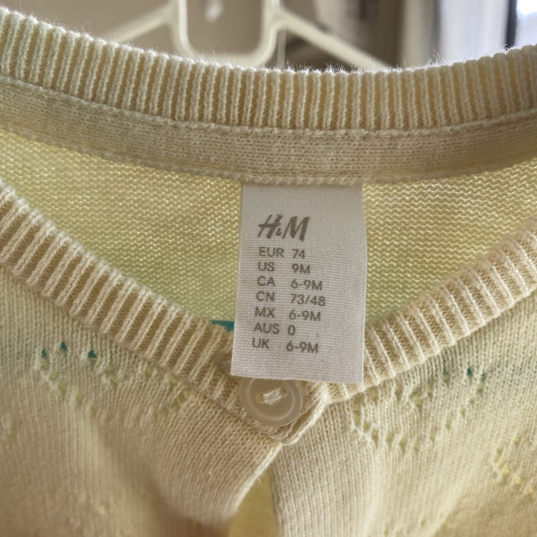 H&M カーディガン　74サイズ キッズ/ベビー/マタニティのベビー服(~85cm)(カーディガン/ボレロ)の商品写真