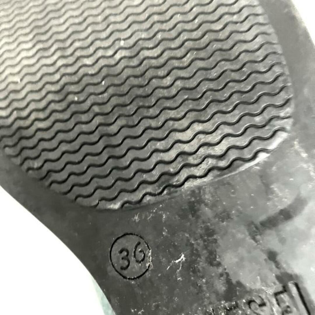 DIESEL(ディーゼル)のDIESEL(ディーゼル) フラットシューズ 36 レディース - ブルー×黒 スタッズ デニム×エナメル（レザー） レディースの靴/シューズ(その他)の商品写真