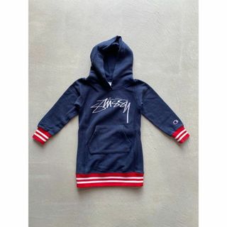 ステューシー(STUSSY)のステューシー×チャンピオンコラボワンピース ガールズ ネイビー (y101)(ワンピース)