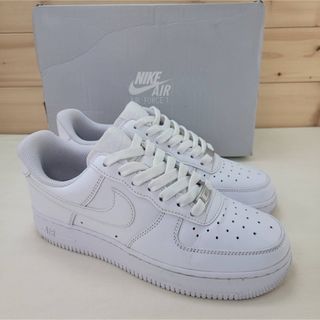 ナイキ(NIKE)のナイキ ウィメンズ エアフォース1 ロー '07 白 24センチ(スニーカー)