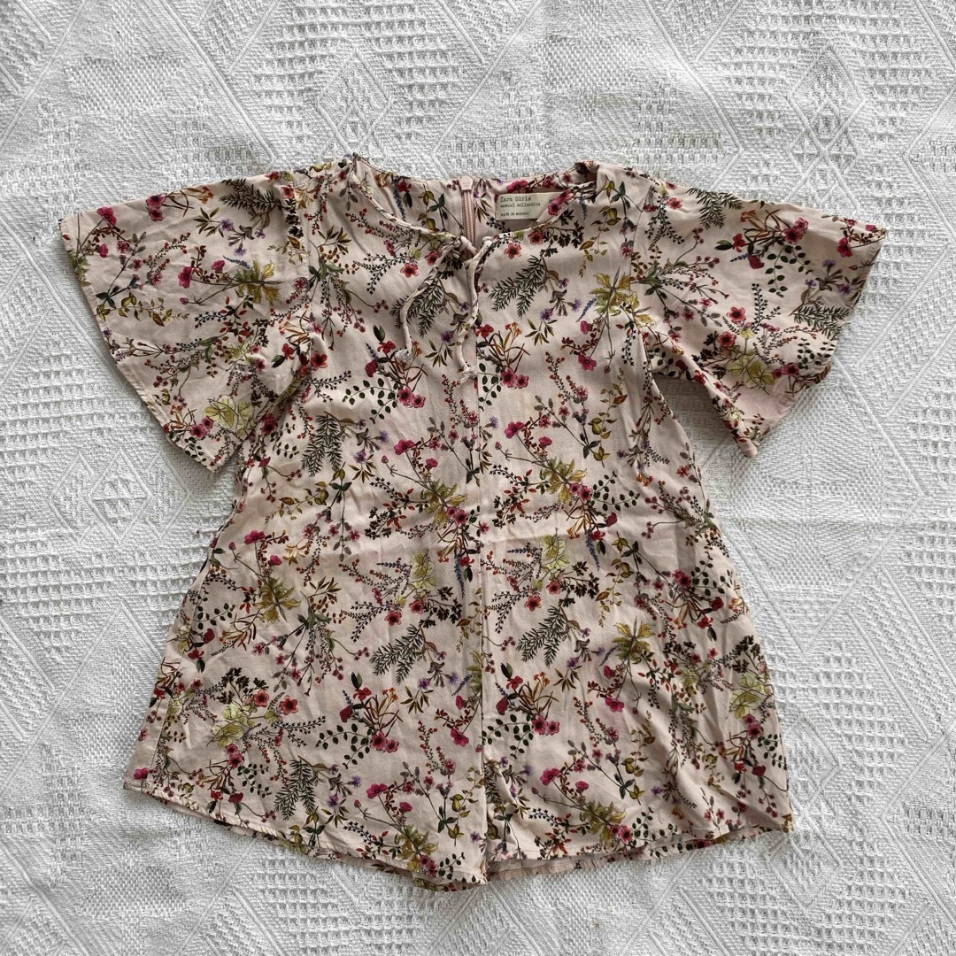 ZARA KIDS(ザラキッズ)のZARA  サロペット　100センチ キッズ/ベビー/マタニティのキッズ服女の子用(90cm~)(その他)の商品写真