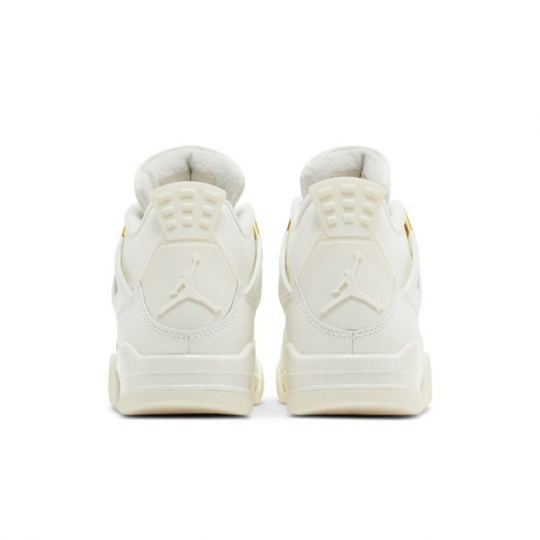 Nike Air Jordan 4 Retro "White & Gold" レディースの靴/シューズ(スニーカー)の商品写真