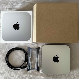 アップル(Apple)の新品同様　M2  Mac  mini Apple 縦置きスタンド付き 2023年(デスクトップ型PC)