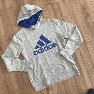 アディダス(adidas)のadidas パーカー　160cm(その他)