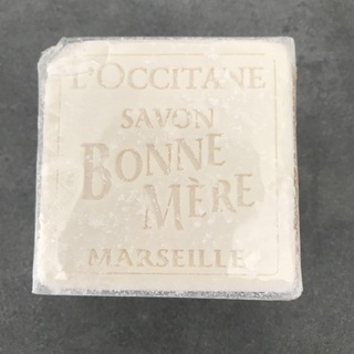 L'OCCITANE - ロクシタン ボンメールソープ ミルク