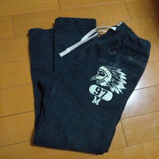 デニムダンガリー(DENIM DUNGAREE)のデニムダンガリー☆インディアン　スエットパンツ  130センチ(パンツ/スパッツ)