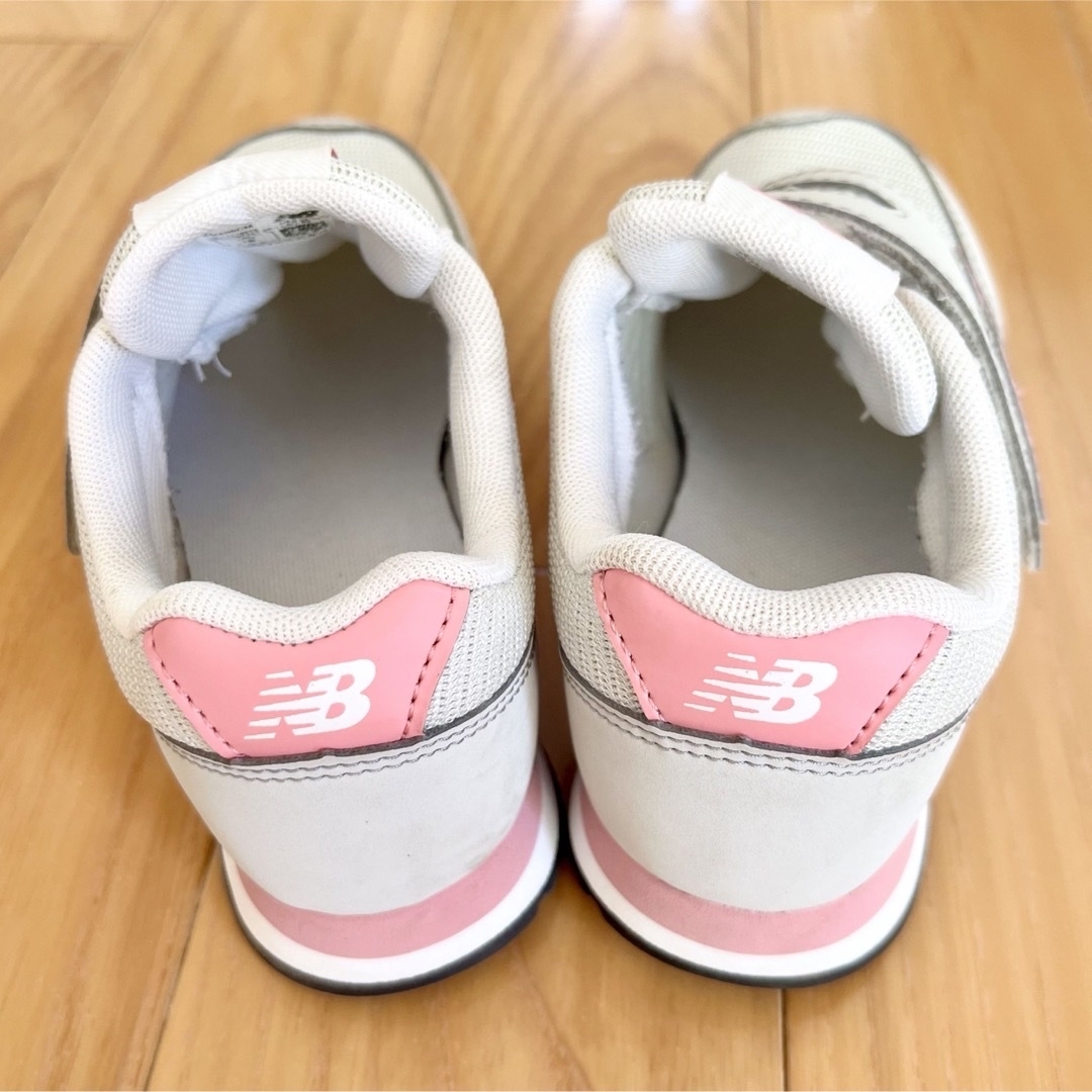 New Balance(ニューバランス)のニューバランス pv400 18cm キッズ/ベビー/マタニティのキッズ靴/シューズ(15cm~)(スニーカー)の商品写真