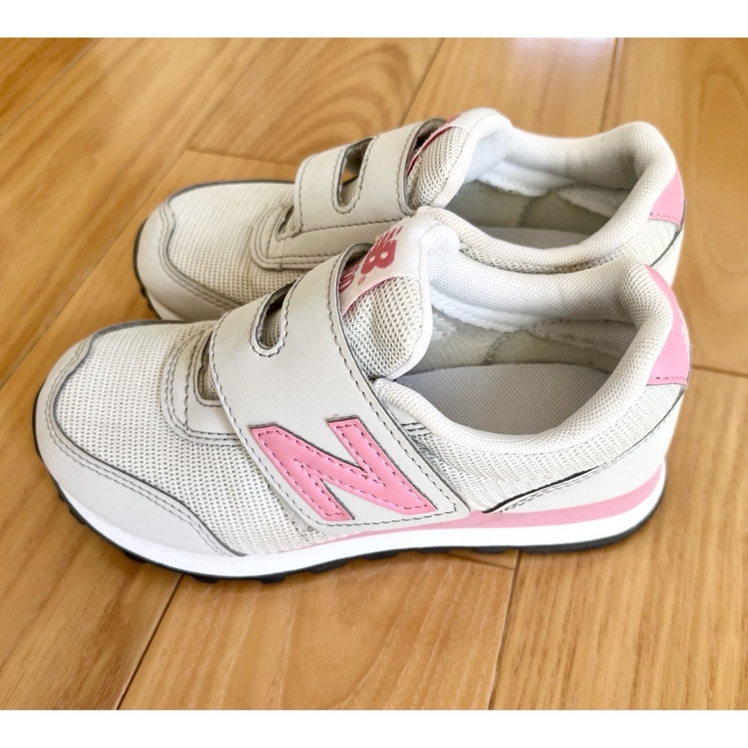 New Balance(ニューバランス)のニューバランス pv400 18cm キッズ/ベビー/マタニティのキッズ靴/シューズ(15cm~)(スニーカー)の商品写真