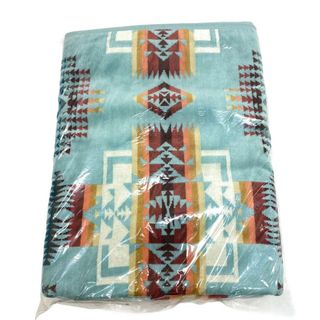 ペンドルトン PENDLETON タオル
 OVERSIZED JACQUARD SPA TOWEL PENDLETON バスタオル ブランケット ブルー