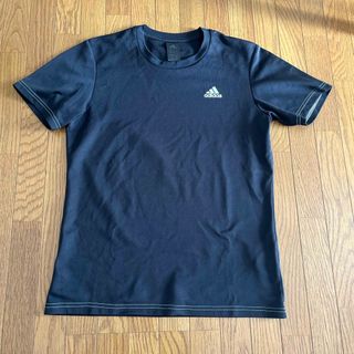 アディダス(adidas)のadidas 黒Tシャツ(Tシャツ/カットソー(半袖/袖なし))