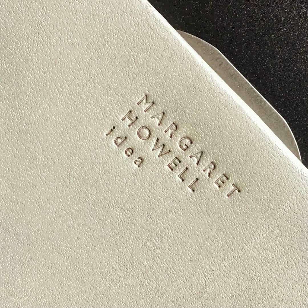 MARGARET HOWELL(マーガレットハウエル)の【新品】マーガレットハウエル✨ライジア 口金折り財布 オフホワイト がま口 レディースのファッション小物(財布)の商品写真