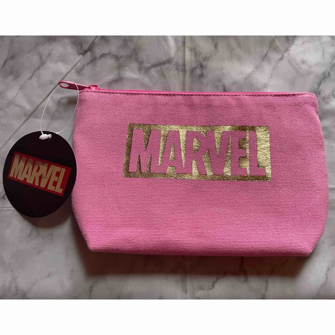 MARVEL(マーベル)のMARVEL ポーチ　ピンク レディースのファッション小物(ポーチ)の商品写真