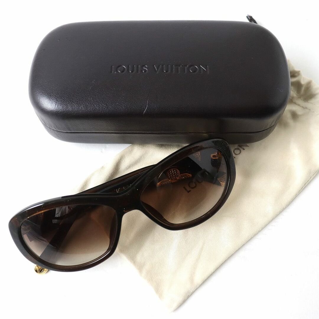 LOUIS VUITTON(ルイヴィトン)の極美品△LOUIS VUITTON ルイヴィトン Z0332E アイリスPM モノグラム ラインストーン付 サングラス/アイウェア 57□14 ブラウン×ゴールド レディースのファッション小物(サングラス/メガネ)の商品写真