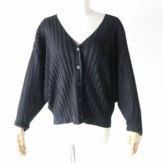 イッセイミヤケ(ISSEY MIYAKE)の極美品★正規品 PLEATS PLEASE プリーツプリーズ イッセイミヤケ PP33-F0353 Vネック 長袖 カーディガン レディース ブラック 黒 3 日本製(カーディガン)