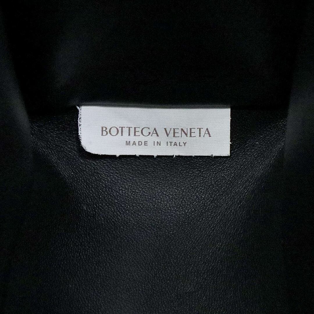 Bottega Veneta(ボッテガヴェネタ)のボッテガヴェネタ スモールフォールド イントレチャート ショルダー クロスボディバッグ 斜め掛け ラムスキン レザー ブラック 黒 631463 BOTTEGA VENETA（未使用　展示品） レディースのバッグ(ショルダーバッグ)の商品写真