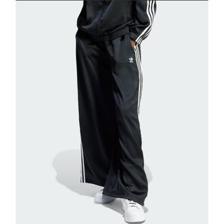 アディダス(adidas)のサテン ワイドレッグ トラックパンツ adidas Originals(その他)