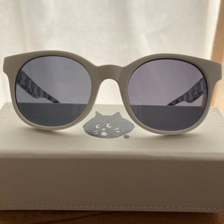 ネネット(Ne-net)のサングラス　🕶️ にゃー　レア　美品　Black  White(サングラス/メガネ)