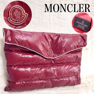 モンクレール(MONCLER)の美品 モンクレール BUSTA PIUMINO ナイロン ダウン クラッチバッグ(クラッチバッグ)