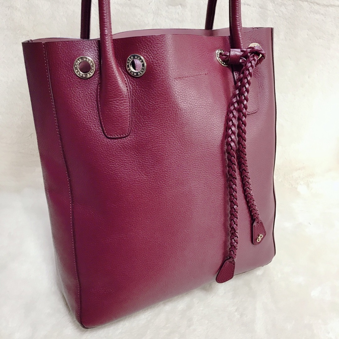 Cole Haan - 美品 COLE HAAN オールレザー トートバッグ 縦長 Cole Haan - 美品 COLE HAAN オールレザー トートバッグ 縦長