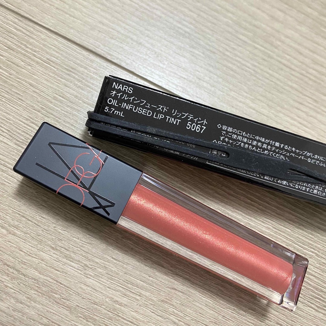 NARS(ナーズ)のNARS オイルインフューズド リップティント  5067 オーガズム コスメ/美容のベースメイク/化粧品(リップグロス)の商品写真