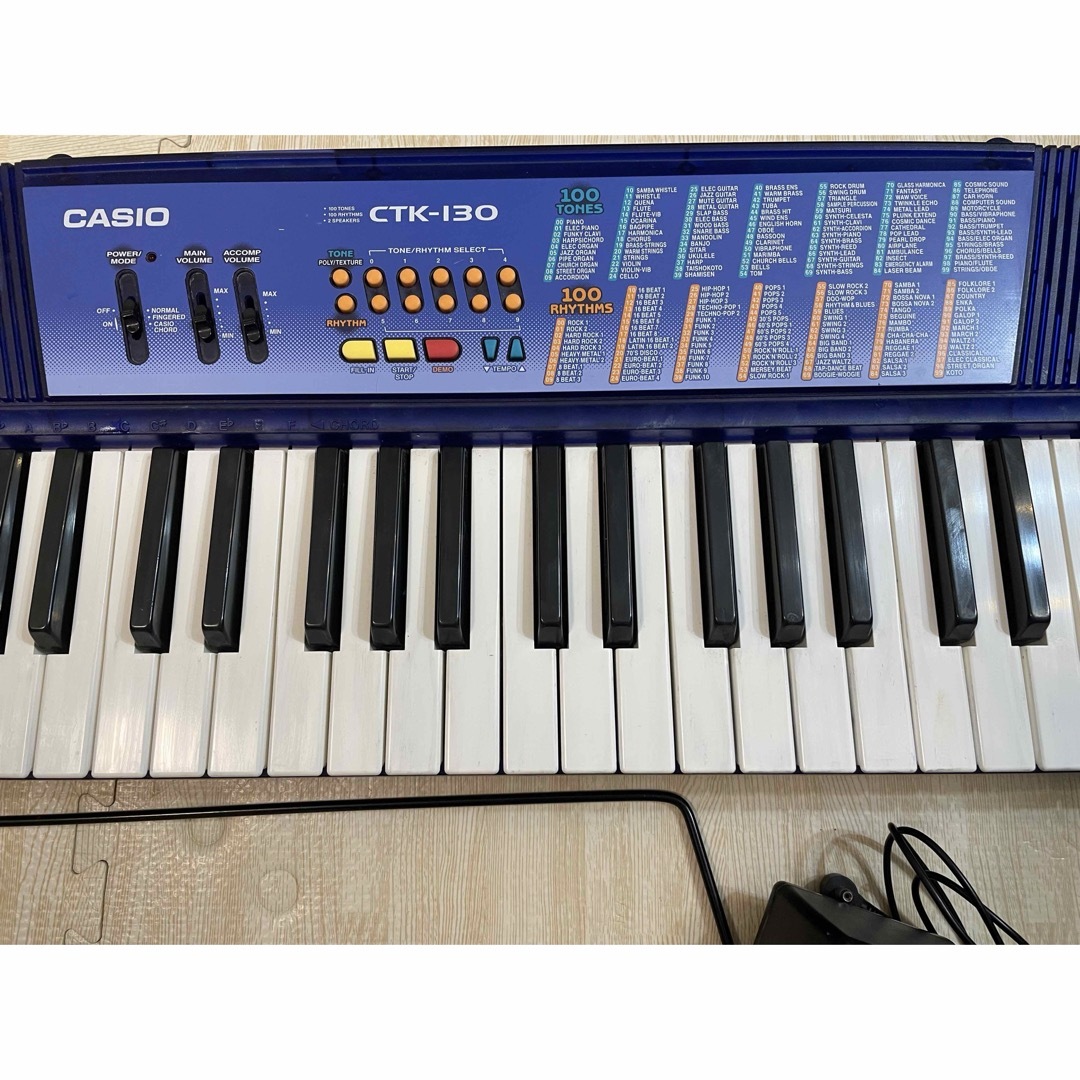 Casio製 CTK-130 キーボード 49鍵
