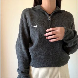 ナイキ(NIKE)のNIKE(ニット/セーター)