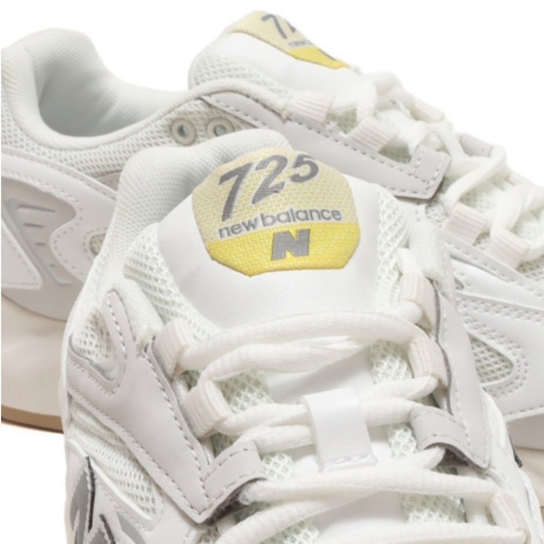 New Balance(ニューバランス)の❰新品・完売品❱new balance ML725AF オフホワイト 25.5 レディースの靴/シューズ(スニーカー)の商品写真