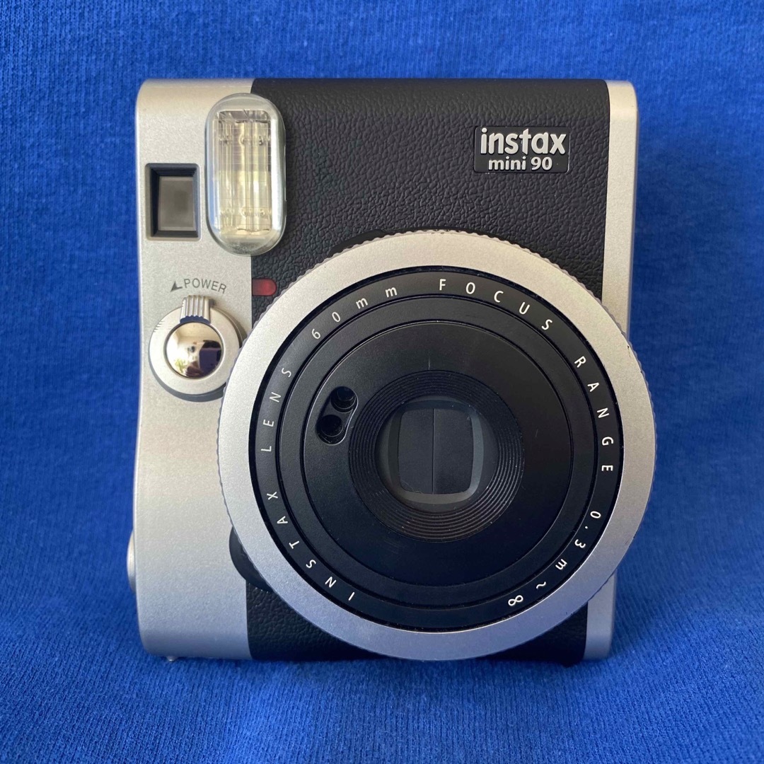 富士フイルム(フジフイルム)の美品✨箱付き✨INSTAX MINI 90 ネオクラシック BLACK スマホ/家電/カメラのカメラ(フィルムカメラ)の商品写真