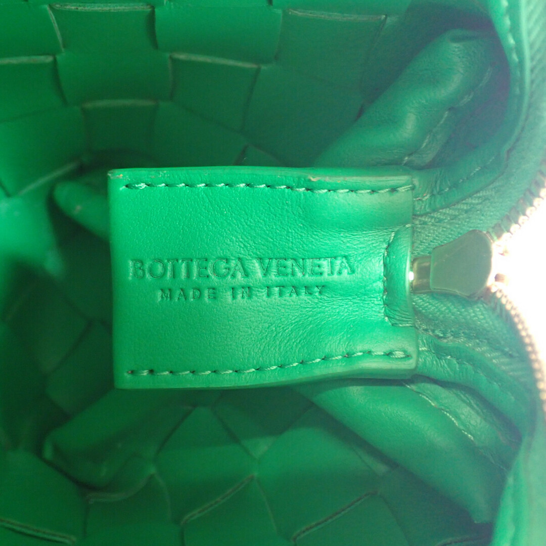 Bottega Veneta(ボッテガヴェネタ)の【中古】【Aランク】BOTTEGA VENETA ボッテガヴェネタ ミニループカメラバッグ ショルダーバッグ 680254V1G113722 ラムスキン パラキート グリーン【ISEYA】 レディースのバッグ(メッセンジャーバッグ)の商品写真