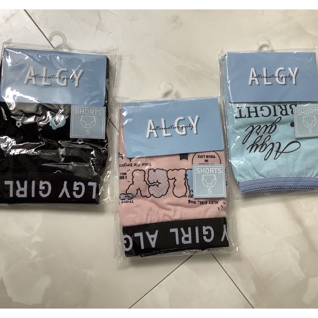 ALGY(アルジー)のALGY 　ショーツ　3P + ハンドタオル キッズ/ベビー/マタニティのキッズ服女の子用(90cm~)(下着)の商品写真
