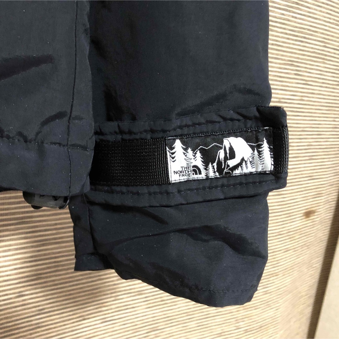 THE NORTH FACE(ザノースフェイス)のノースフェイス】訳ありマウンテンパーカー　黒ブラック　刺繍ワンポイントロゴ１5K メンズのジャケット/アウター(マウンテンパーカー)の商品写真