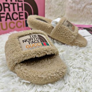 グッチ(Gucci)の未使用 入手困難★GUCCI THE NORTH FACE コラボ ボアサンダル(サンダル)