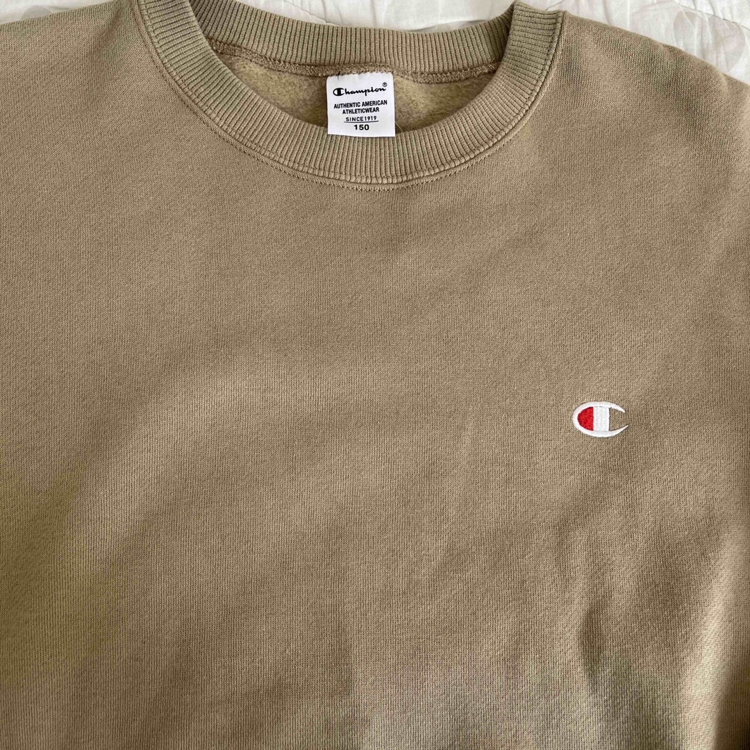 Champion(チャンピオン)の【値下げ】新品 未使用 タグ付き チャンピオン 裏起毛 トレーナー  150 キッズ/ベビー/マタニティのキッズ服男の子用(90cm~)(Tシャツ/カットソー)の商品写真