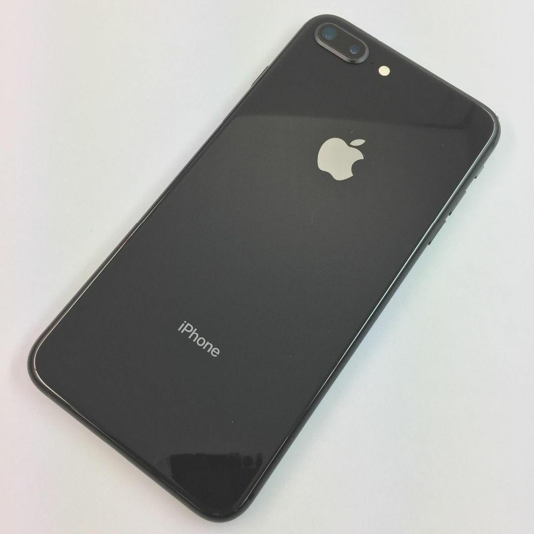 iPhone(アイフォーン)の【C】iPhone8 Plus/64GB/356735086545788 スマホ/家電/カメラのスマートフォン/携帯電話(スマートフォン本体)の商品写真