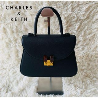 チャールズアンドキース(Charles and Keith)のチャールズアンドキース　ハンドバッグ(ハンドバッグ)