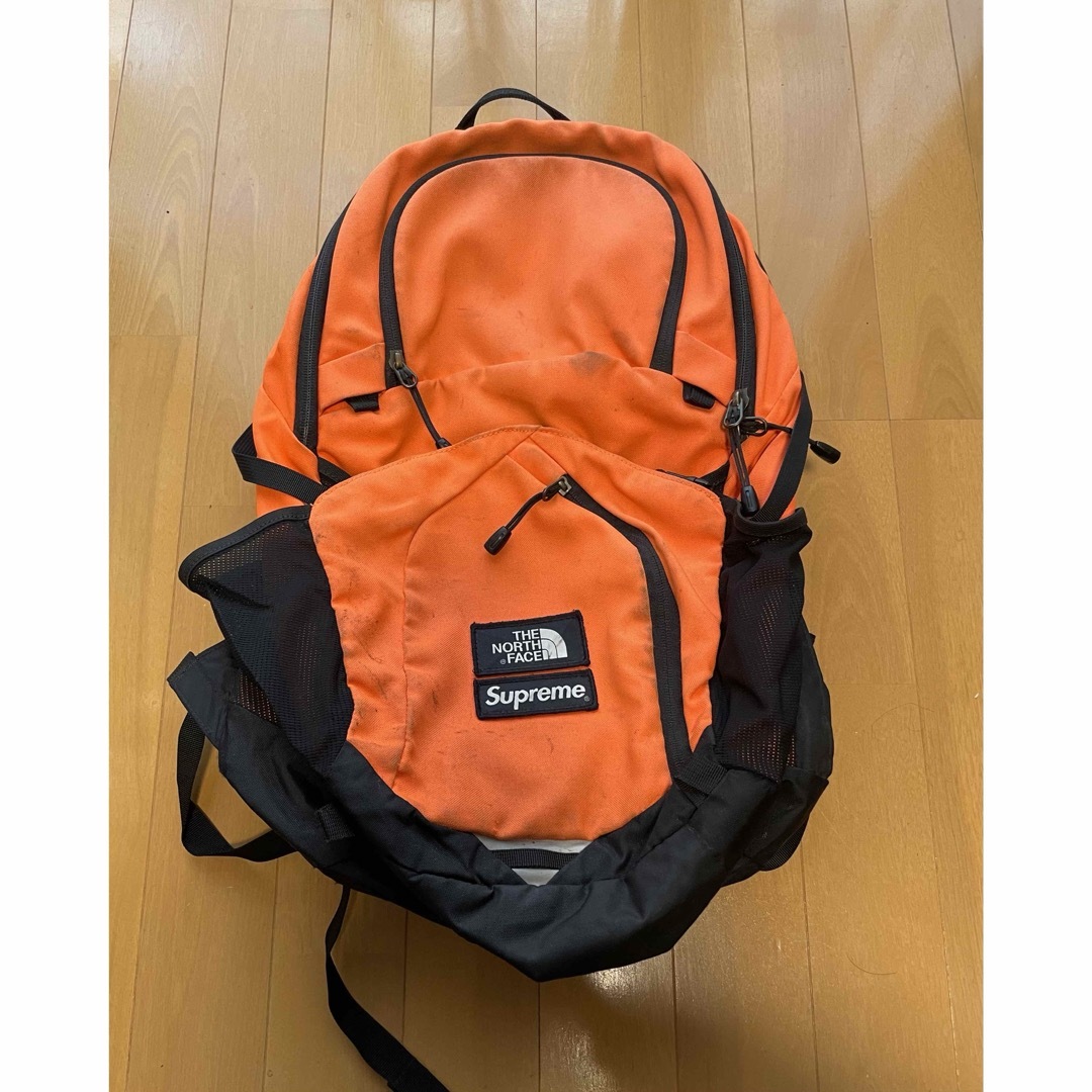 Supreme(シュプリーム)の【ツッキー様専用】supreme ｘ THE NORTH FACE バックパック メンズのバッグ(バッグパック/リュック)の商品写真