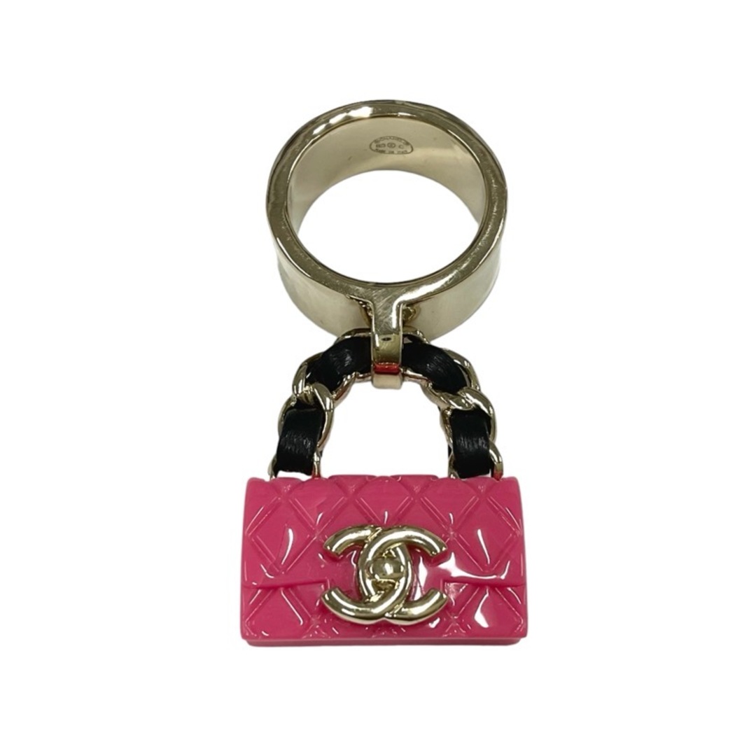CHANEL(シャネル)のシャネル CHANEL リング 指輪 ゴールド ピンク ブラック ココマーク マトラッセ バッグチャーム レディースのアクセサリー(リング(指輪))の商品写真