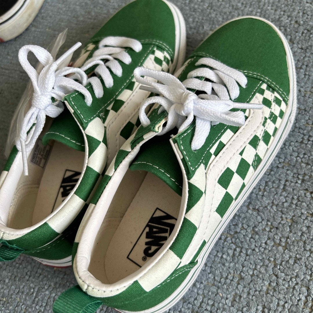 VANS(ヴァンズ)のVANS バンズ オールドスクール 22cm おまけ付き キッズ/ベビー/マタニティのベビー靴/シューズ(~14cm)(スニーカー)の商品写真