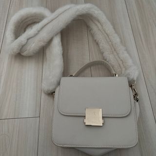 ザラ(ZARA)のZARA BASIC ショルダーバッグ　ハンドバッグ(ショルダーバッグ)