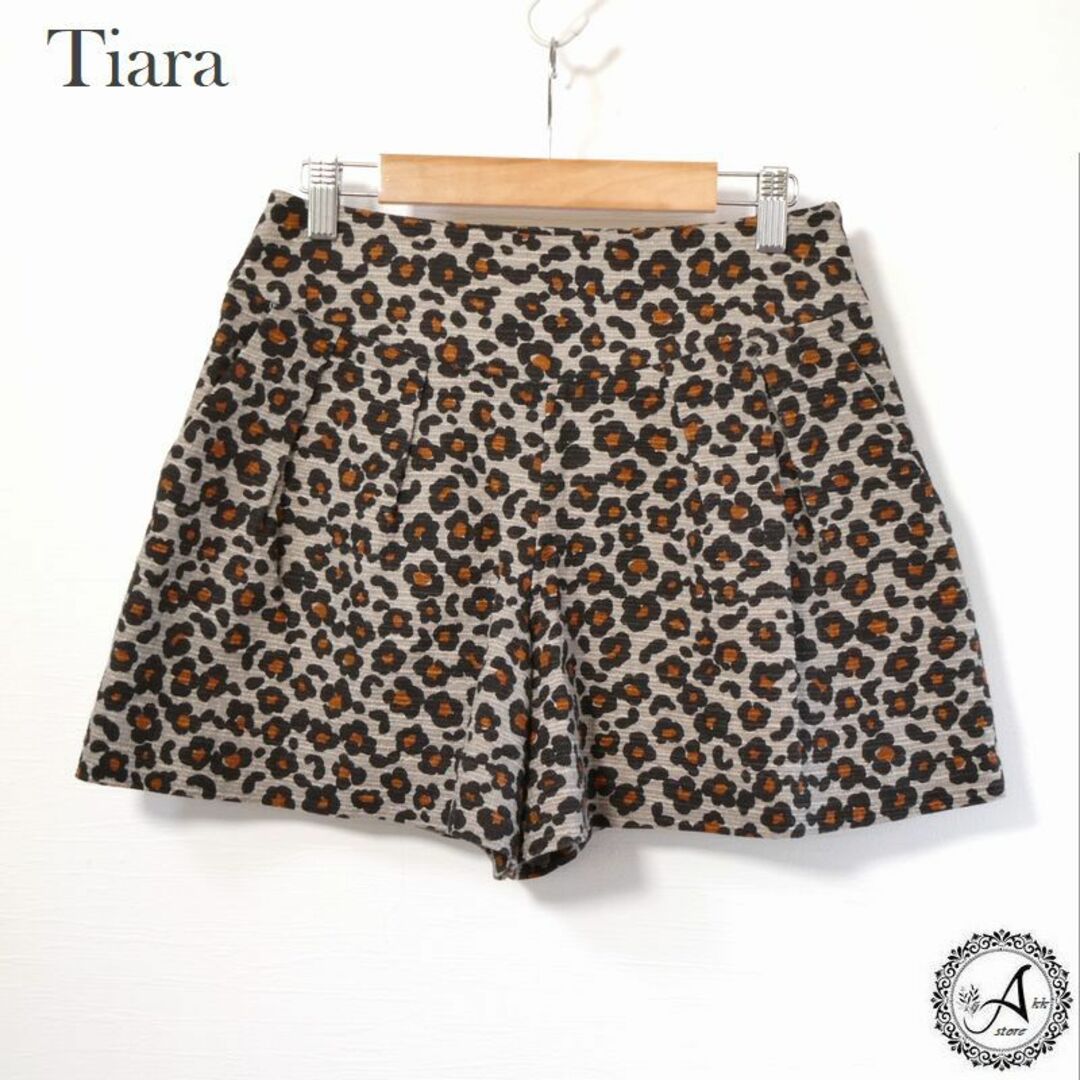 tiara(ティアラ)のTiara ティアラ レディース パンツ キュロット 総柄 M レディースのパンツ(キュロット)の商品写真