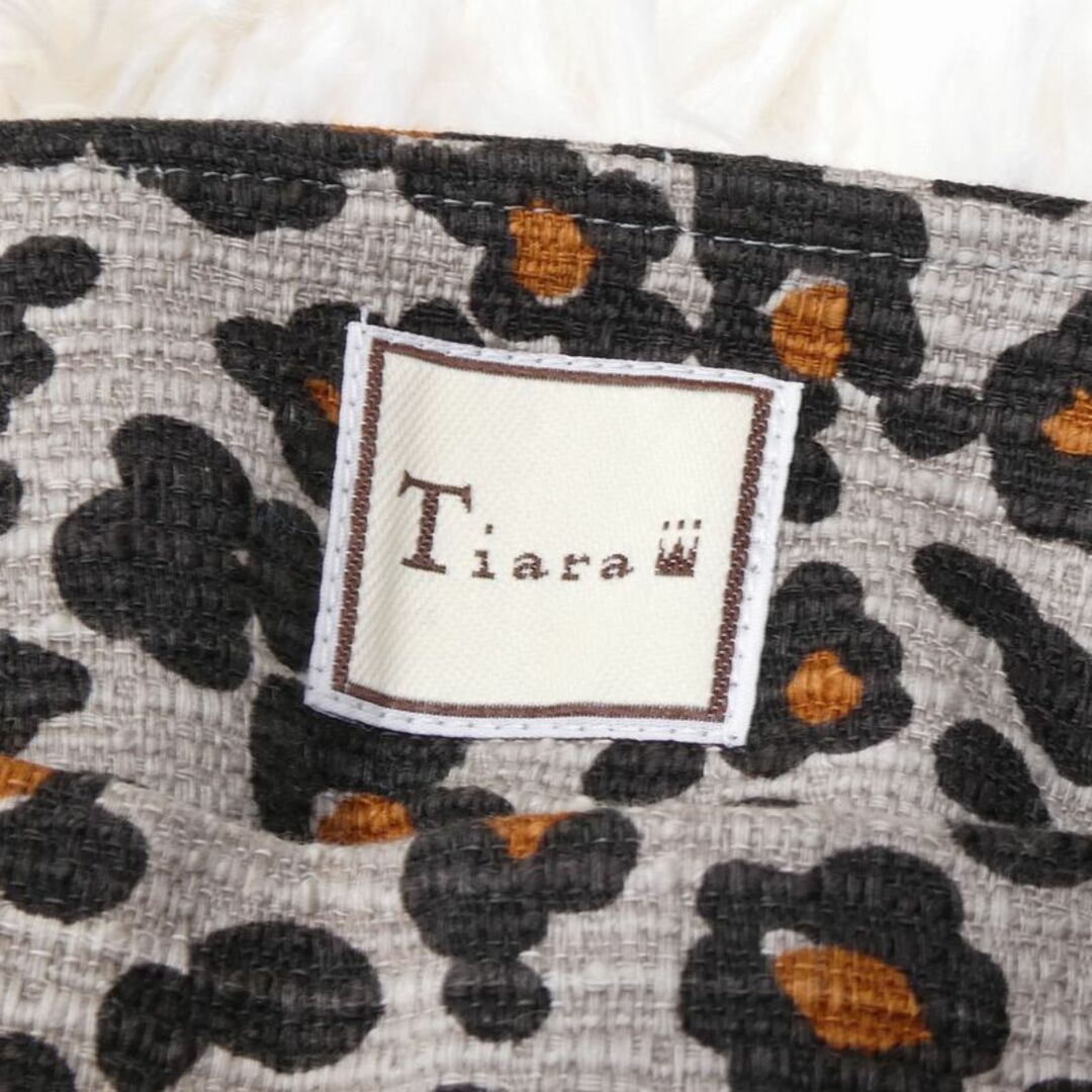 tiara(ティアラ)のTiara ティアラ レディース パンツ キュロット 総柄 M レディースのパンツ(キュロット)の商品写真